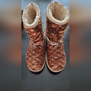 UGG SEQUIN BOOTS